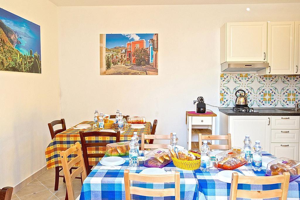 Il Veliero Blu B&B Lipari Centro Екстериор снимка