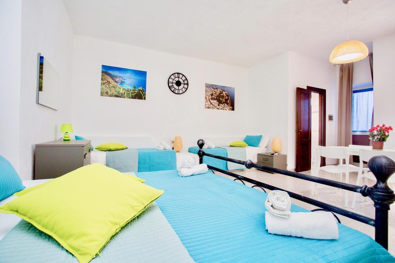 Il Veliero Blu B&B Lipari Centro Екстериор снимка